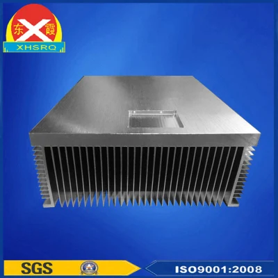 Aileron de refroidissement en aluminium de radiateur de profil adapté aux besoins du client par usine refroidi par air de puissance élevée